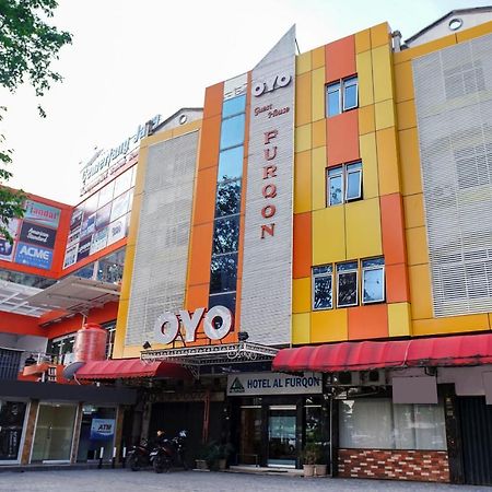 Capital O 142 Hotel Al Furqon Syariah Palembang Eksteriør billede