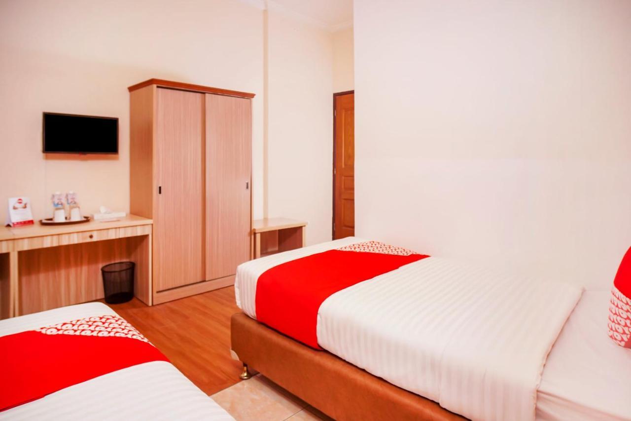 Capital O 142 Hotel Al Furqon Syariah Palembang Eksteriør billede