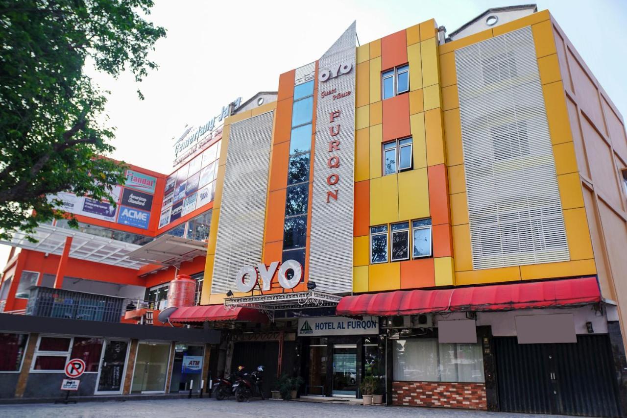 Capital O 142 Hotel Al Furqon Syariah Palembang Eksteriør billede