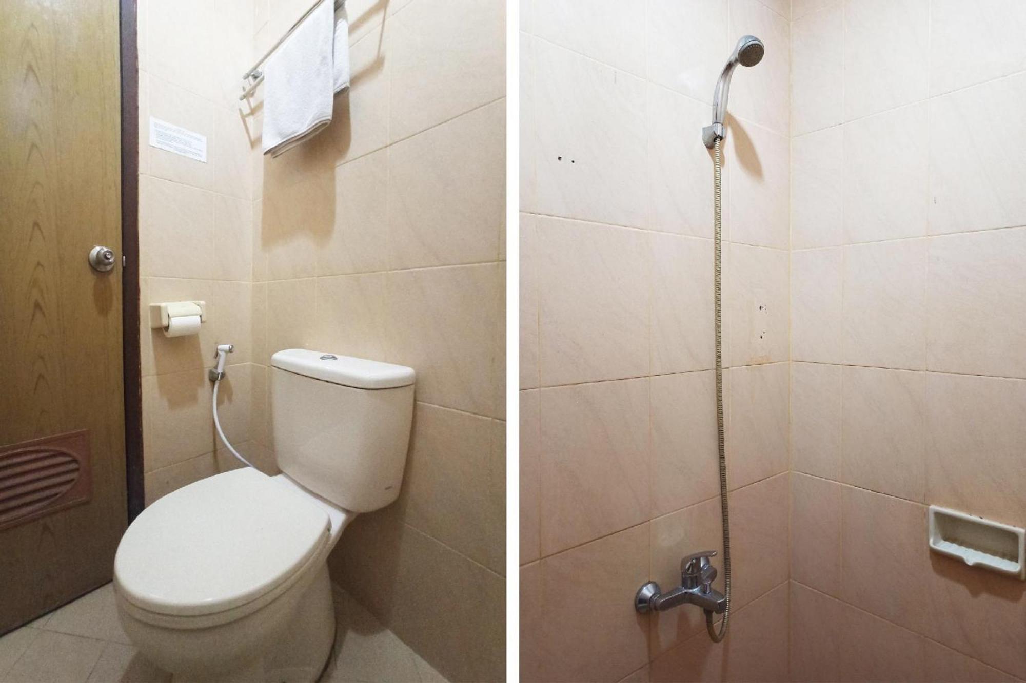 Capital O 142 Hotel Al Furqon Syariah Palembang Eksteriør billede