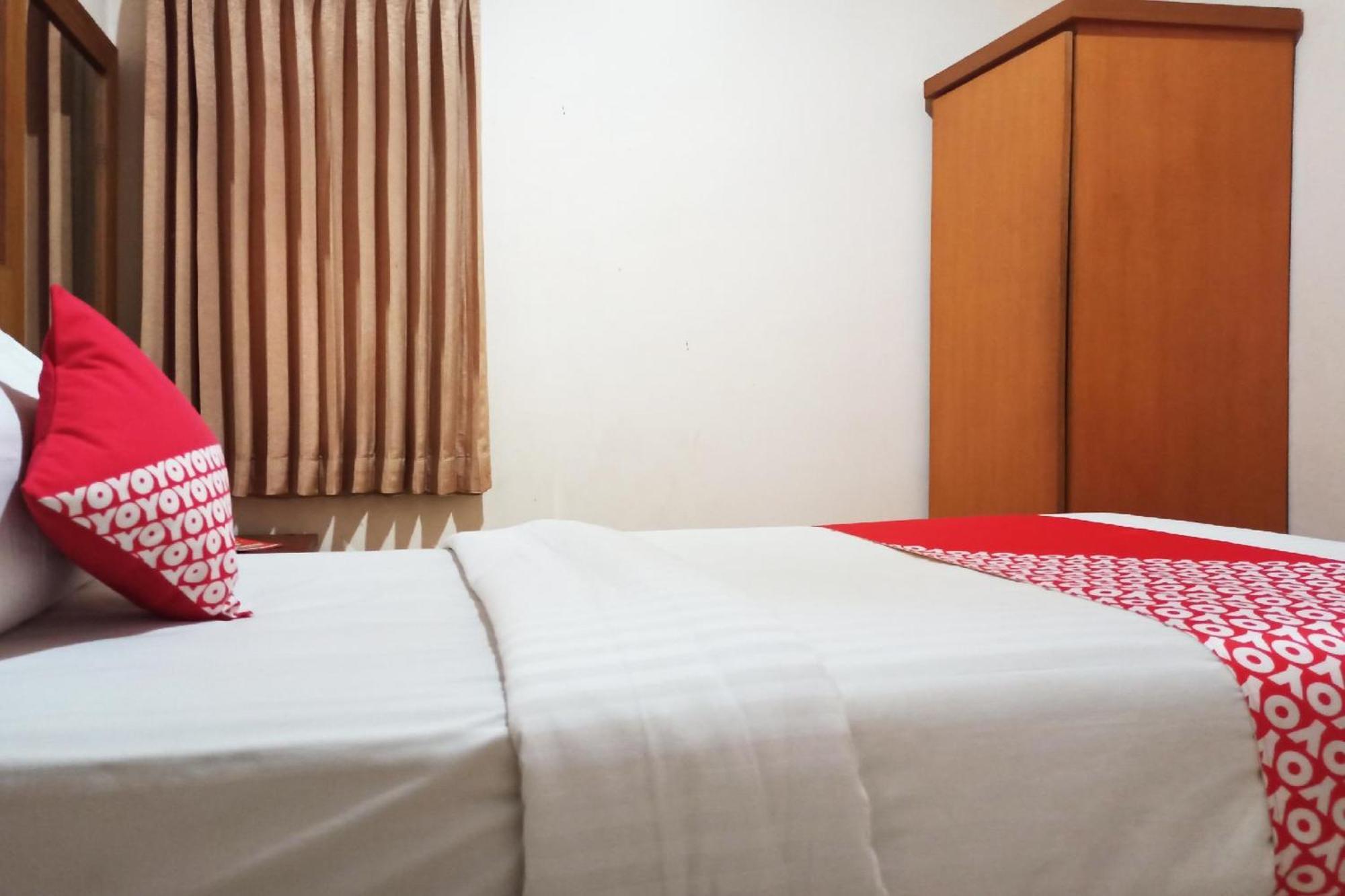 Capital O 142 Hotel Al Furqon Syariah Palembang Eksteriør billede
