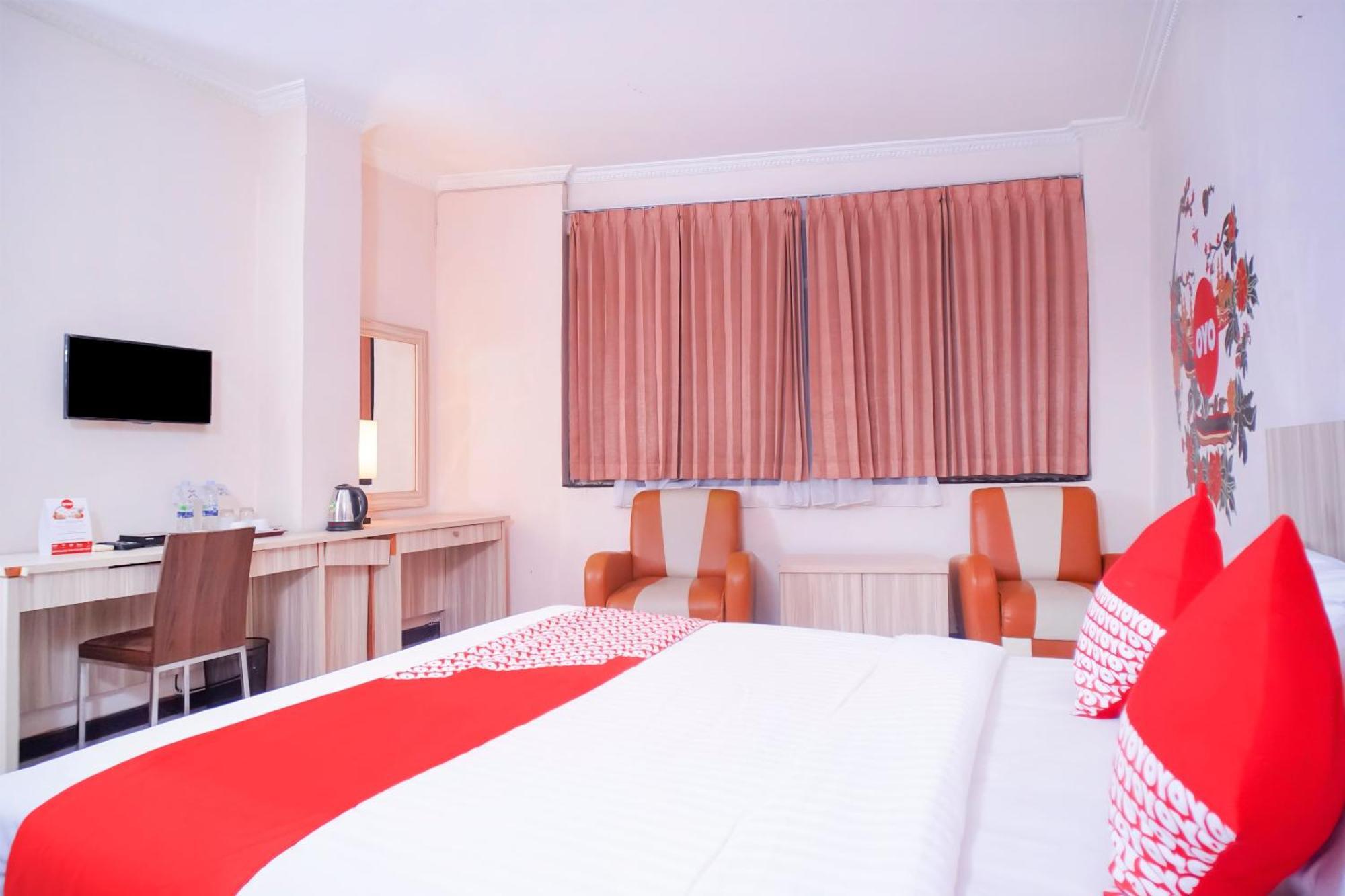 Capital O 142 Hotel Al Furqon Syariah Palembang Eksteriør billede