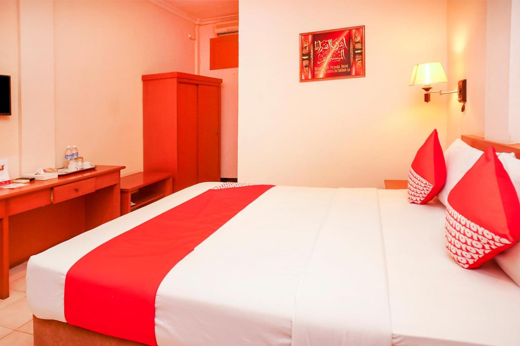Capital O 142 Hotel Al Furqon Syariah Palembang Eksteriør billede