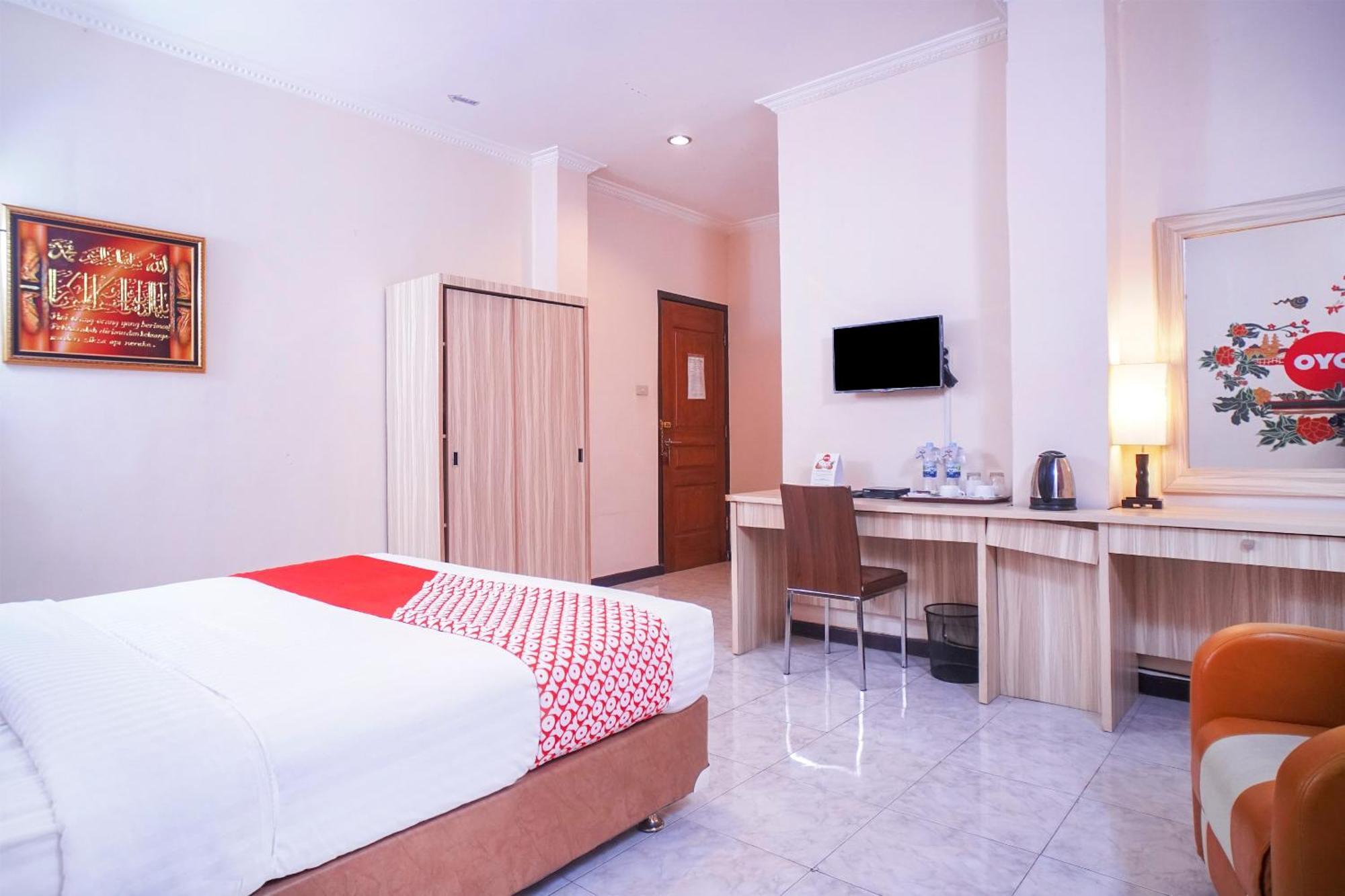 Capital O 142 Hotel Al Furqon Syariah Palembang Eksteriør billede