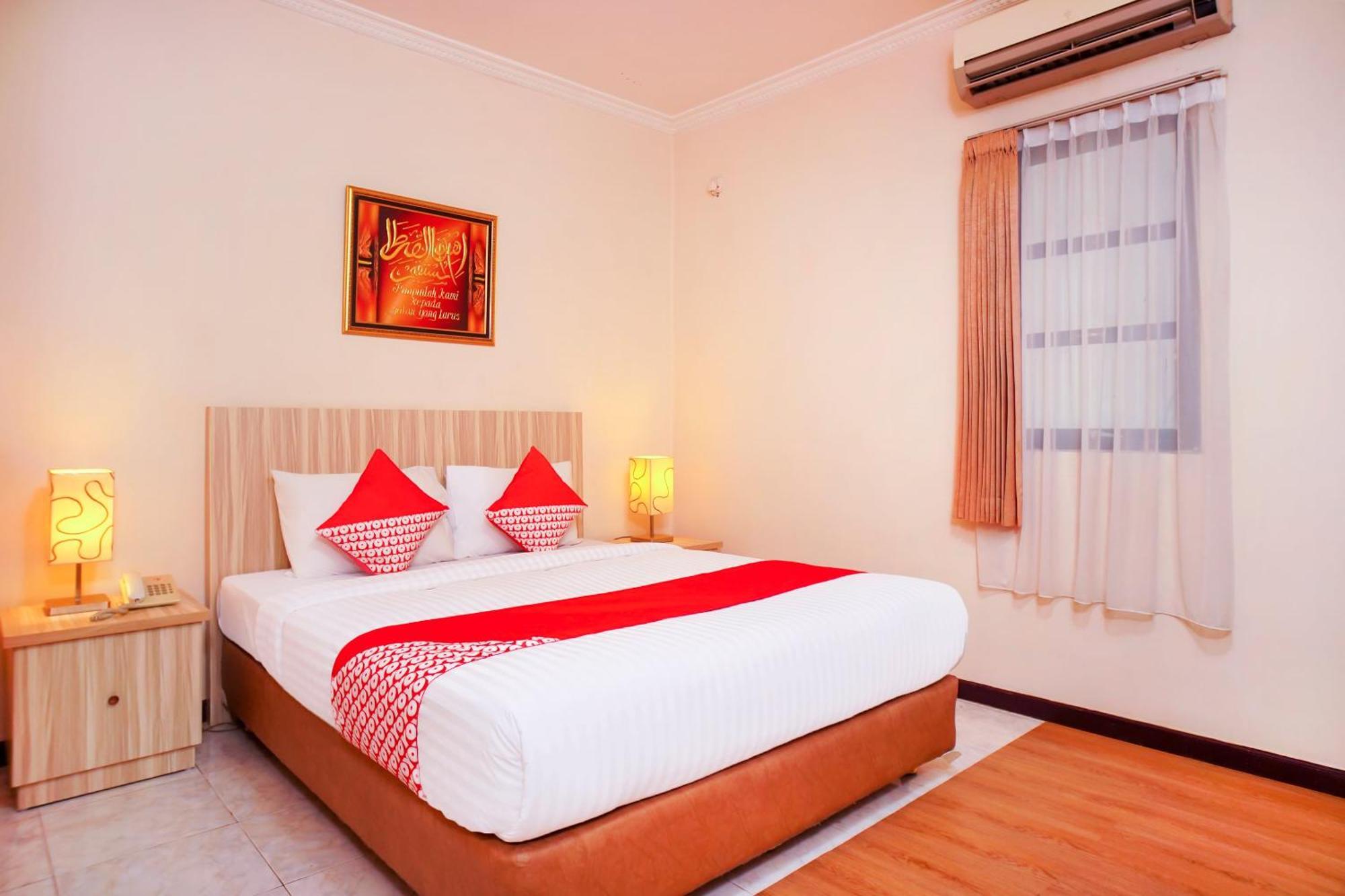 Capital O 142 Hotel Al Furqon Syariah Palembang Eksteriør billede