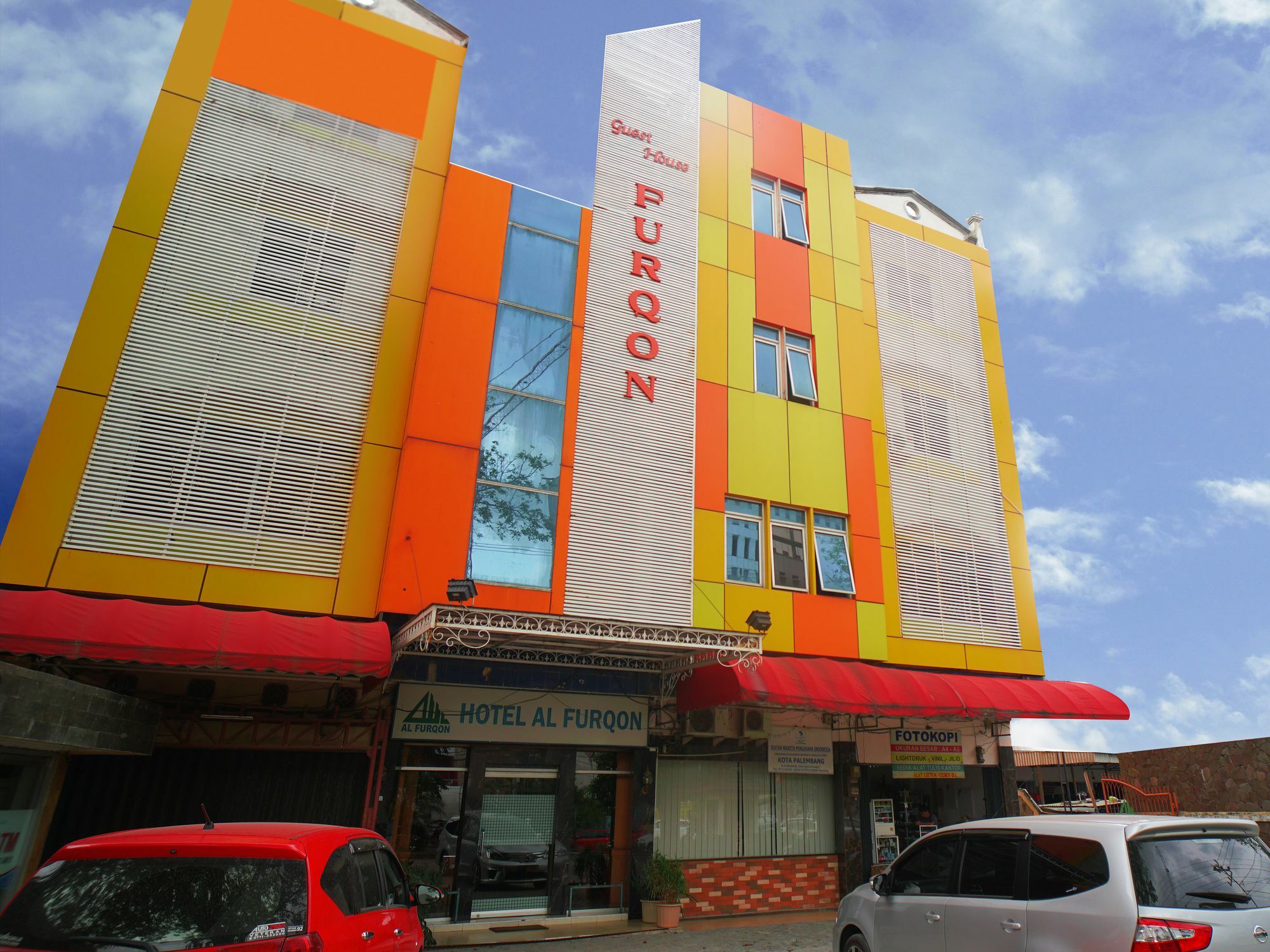 Capital O 142 Hotel Al Furqon Syariah Palembang Eksteriør billede